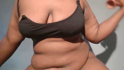 freaky slut5 online show from October 28, 6:41 am