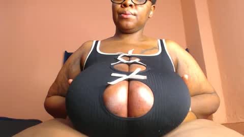 Kimmy online show from August 7, 6:37 pm