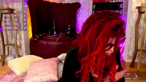 Snapshot of frecklesofcolors_ chatting on January 18, 3:53 am - IG AnicolorsLive X AnicolorsLive - online show from January 18, 3:53 am