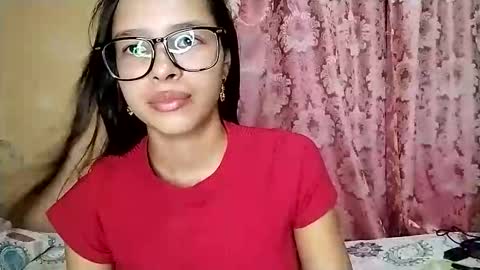 fresita_itt online show from January 7, 3:21 am