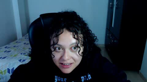 Louise  online show from January 17, 5:21 am