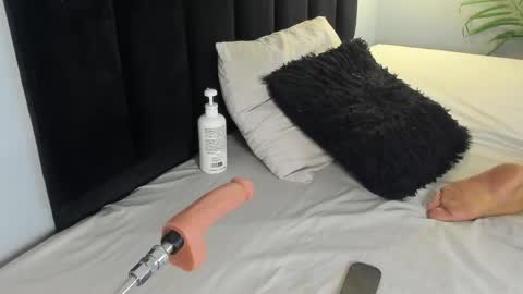 freya_blaze online show from April 14, 3:50 am