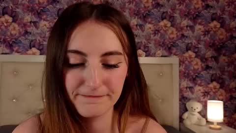 Freya online show from October 19, 12:18 pm