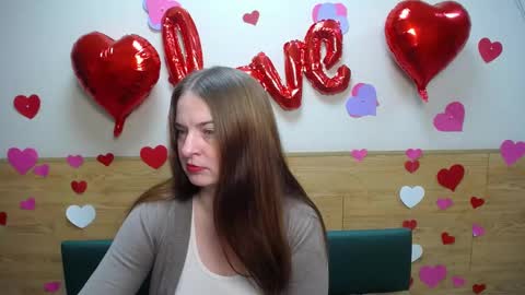Snapshot of freyadak chatting on February 9, 11:47 am FreyaDak online show from February 9, 11:47 am