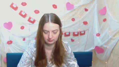 Snapshot of freyadak chatting on March 2, 6:05 am FreyaDak online show from March 2, 6:05 am