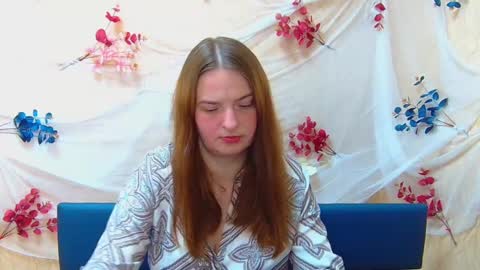 Snapshot of freyadak chatting on December 10, 6:06 pm FreyaDak online show from December 10, 6:06 pm