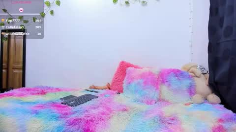 Freyja Rouse online show from November 28, 10:35 pm