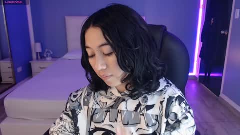 Snapshot of frida_lassi_ chatting on January 23, 11:58 am frida_lassi_ online show from January 23, 11:58 am