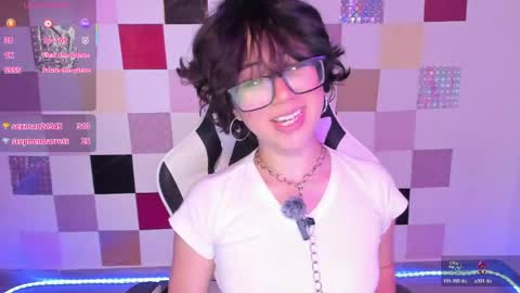 frida_lassi_ online show from March 27, 9:37 pm