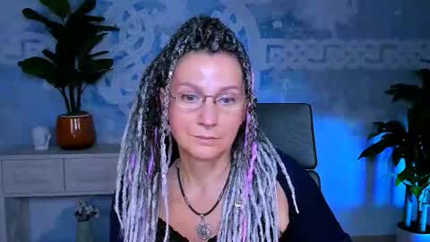 Frida Tander online show from September 27, 3:30 pm