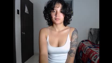 frikisa online show from February 17, 1:49 am