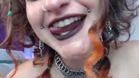 cherry online show from October 3, 6:13 pm