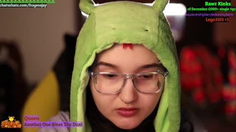   Jaywise Frogfoot  online show from December 4, 7:45 pm