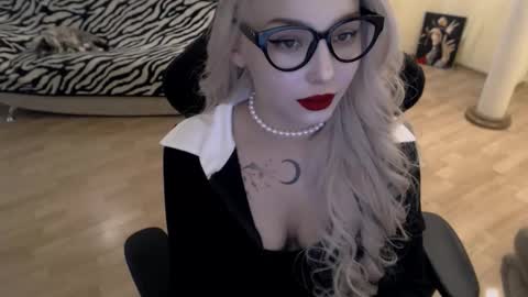 Lilith online show from September 12, 12:34 pm