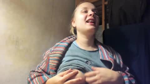 FrumCake online show from February 8, 6:33 pm