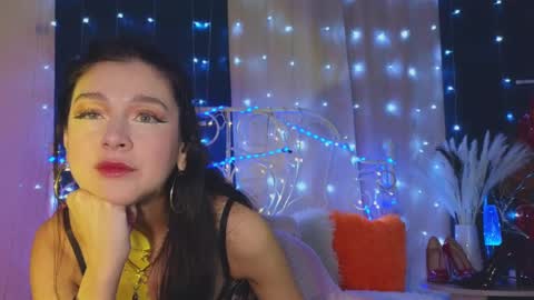 Snapshot of funny_whotsss chatting on February 12, 11:41 pm Tiffany online show from February 12, 11:41 pm