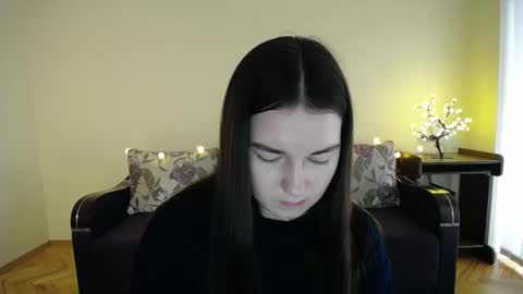 Snapshot of gabby_di chatting on January 24, 8:34 am Jaklin online show from January 24, 8:34 am