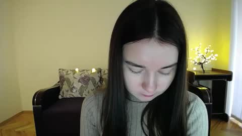 Snapshot of gabby_di chatting on January 22, 8:07 am Jaklin online show from January 22, 8:07 am