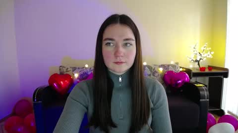 Snapshot of gabby_di chatting on February 19, 9:50 am Jaklin online show from February 19, 9:50 am