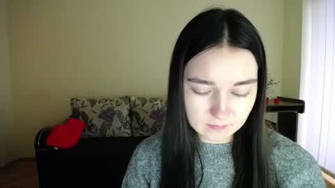 Jaklin online show from November 8, 1:05 pm