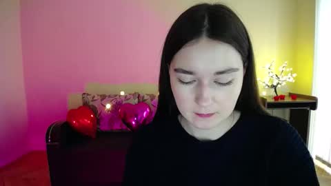 Snapshot of gabby_di chatting on February 28, 9:04 am Jaklin online show from February 28, 9:04 am