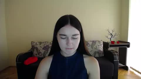 Snapshot of gabby_di chatting on September 22, 8:46 am Jaklin online show from September 22, 8:46 am