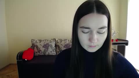 Snapshot of gabby_di chatting on October 19, 8:49 am Jaklin online show from October 19, 8:49 am