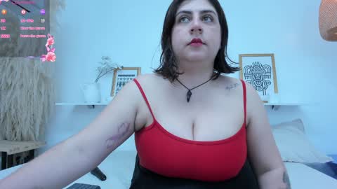 Snapshot of gabriela_1x chatting on January 28, 12:22 pm Gabriela. online show from January 28, 12:22 pm