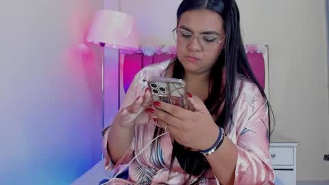 Snapshot of gabrielaa_01 chatting on February 14, 4:09 pm Gaby Im on vacation see you on November 25 online show from February 14, 4:09 pm