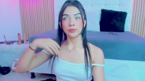Snapshot of gabrielam_ms chatting on January 27, 3:47 am Gabriela Evans MS online show from January 27, 3:47 am