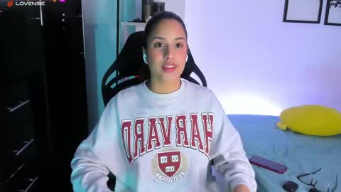 Snapshot of gabriella__tom chatting on October 8, 10:25 pm Gabriella online show from October 8, 10:25 pm