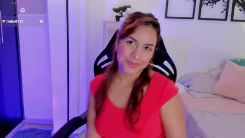 Snapshot of gabriella__tom chatting on March 10, 9:29 pm Gabriella online show from March 10, 9:29 pm