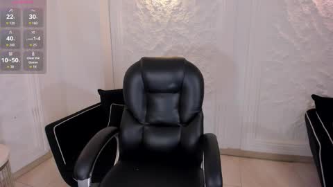 Gabriella Lee online show from April 17, 1:08 am