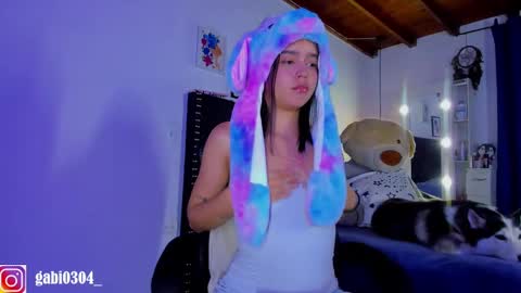 Snapshot of gabriiieela_ chatting on February 16, 8:55 pm Sara online show from February 16, 8:55 pm