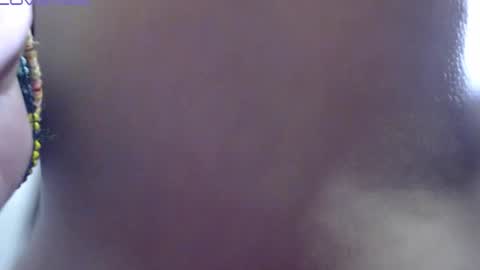 Snapshot of gaby_cute_16 chatting on February 18, 12:15 am Gaby cute 16 online show from February 18, 12:15 am