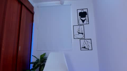    online show from February 4, 9:29 pm