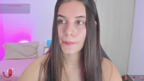 Snapshot of gaby_olsen chatting on February 6, 10:21 pm Gabriela online show from February 6, 10:21 pm