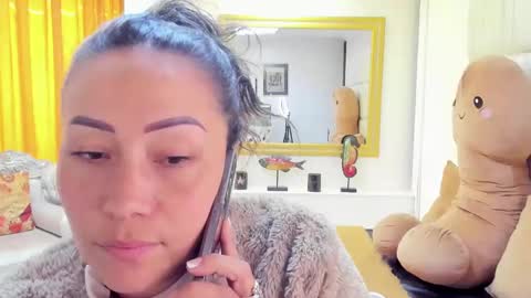 Snapshot of gaby_trent chatting on December 16, 3:00 pm gabriela online show from December 16, 3:00 pm