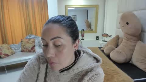 Snapshot of gaby_trent chatting on September 9, 4:18 pm gabriela online show from September 9, 4:18 pm