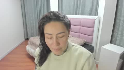 gabriela online show from July 16, 10:09 am