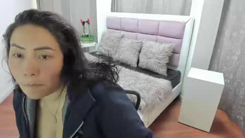 gabriela online show from June 30, 4:06 pm