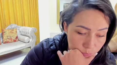 Snapshot of gaby_trent chatting on December 19, 2:24 pm gabriela online show from December 19, 2:24 pm
