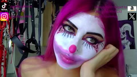 Snapshot of gabygumms chatting on October 14, 1:35 pm gabygumms online show from October 14, 1:35 pm
