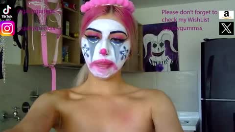 Snapshot of gabygumms chatting on October 2, 2:22 pm gabygumms online show from October 2, 2:22 pm