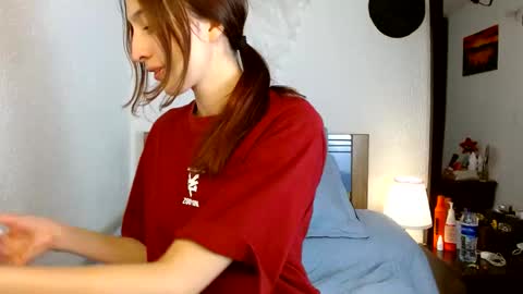 Snapshot of gabykovalenko chatting on December 17, 1:39 am Gaby online show from December 17, 1:39 am