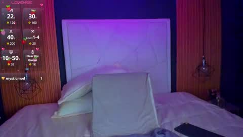 Snapshot of gabyrose9 chatting on September 9, 1:44 pm gabyrose9 online show from September 9, 1:44 pm