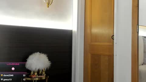 Gaby Vega  online show from February 12, 4:19 pm