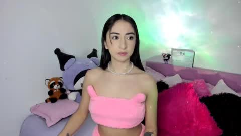 Snapshot of gabyye_capprins chatting on February 22, 7:10 pm gabyye capprins online show from February 22, 7:10 pm