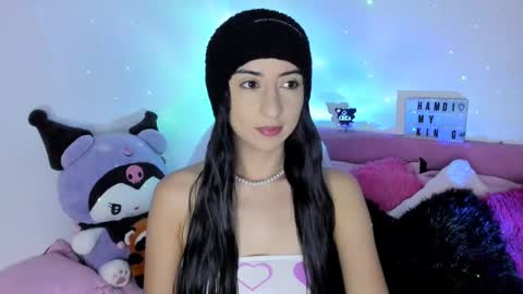 Snapshot of gabyye_capprins chatting on February 16, 7:16 pm gabyye capprins online show from February 16, 7:16 pm