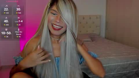 Snapshot of gaia_oficialll chatting on October 12, 10:34 pm gaia_oficialll online show from October 12, 10:34 pm